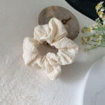 Premium Flair Scrunchie - Weiß
