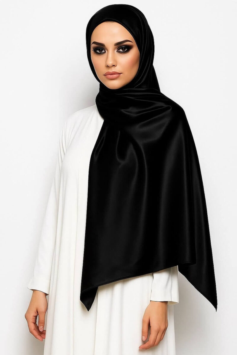 Satin Hijab Schwarz