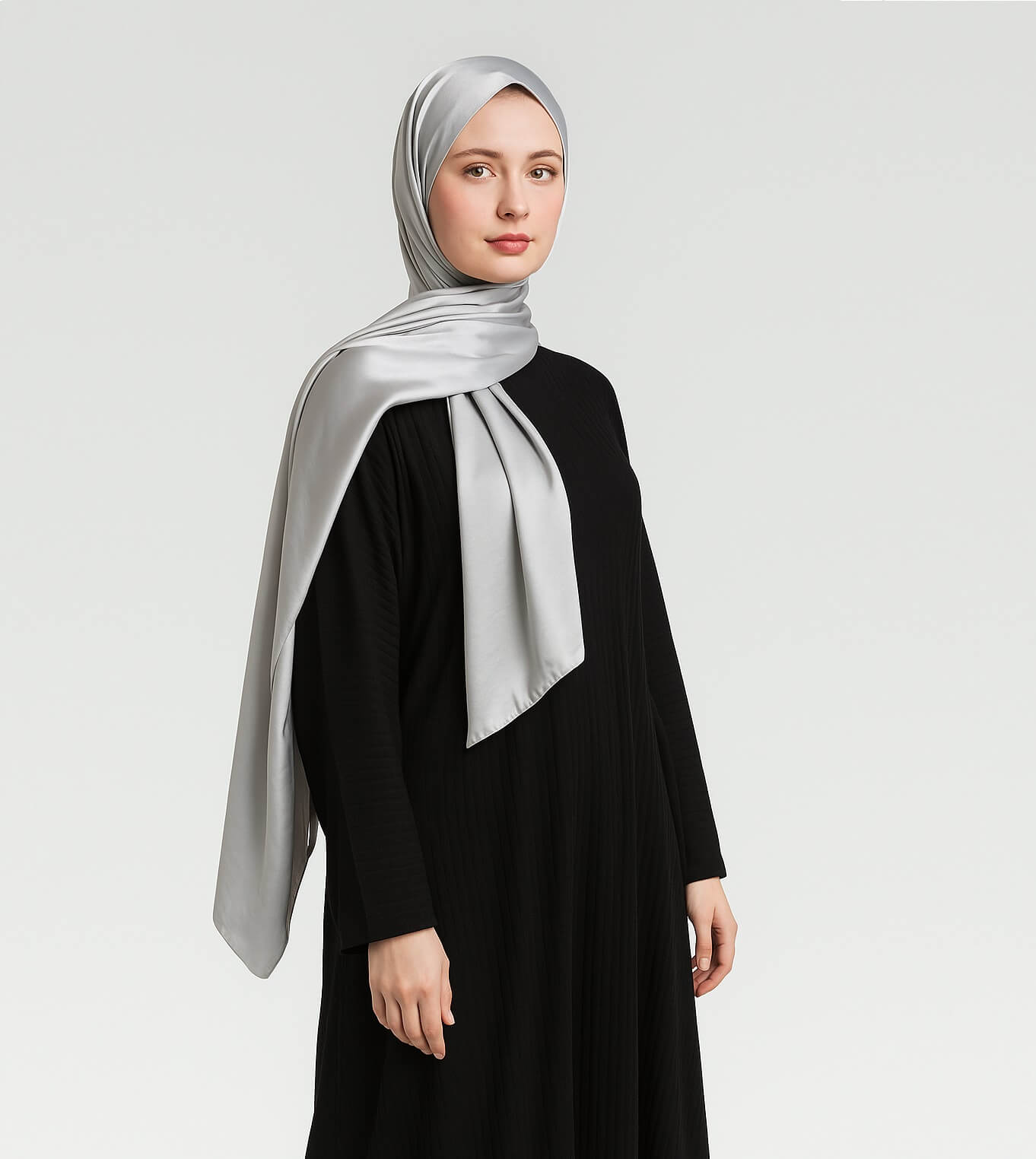 Satin Hijab Silber