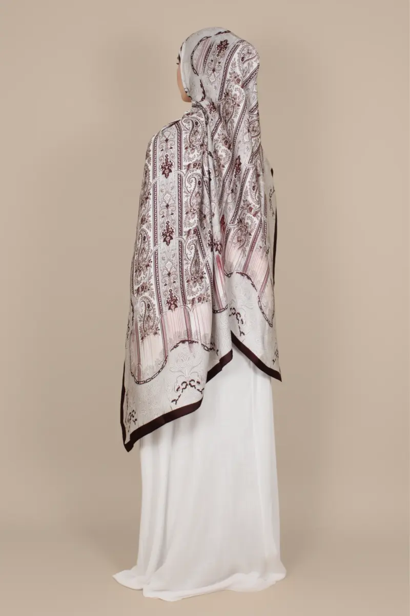 Oriental Shine Hijab - Red Velvet