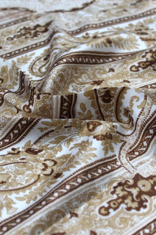 Goldbrauner Hijab