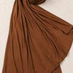 Premium Jersey Hijab - Camel Camelfarbenes Jersey Kopftuch Detailaufnahme