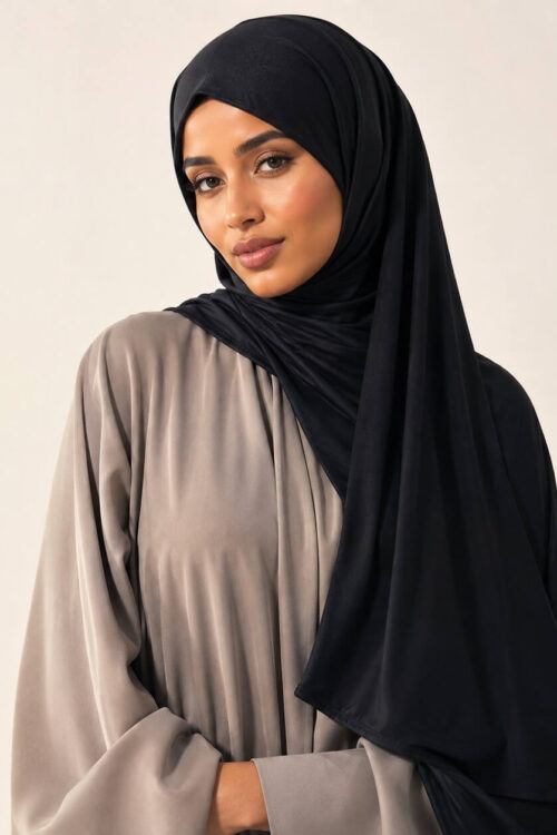 Liquid Jersey Hijab Schwarz – eleganter Abendlook