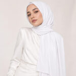 Liquid Jersey Hijab - Weiss Liquid Jersey Hijab in Weiß – eleganter Sommerlook
