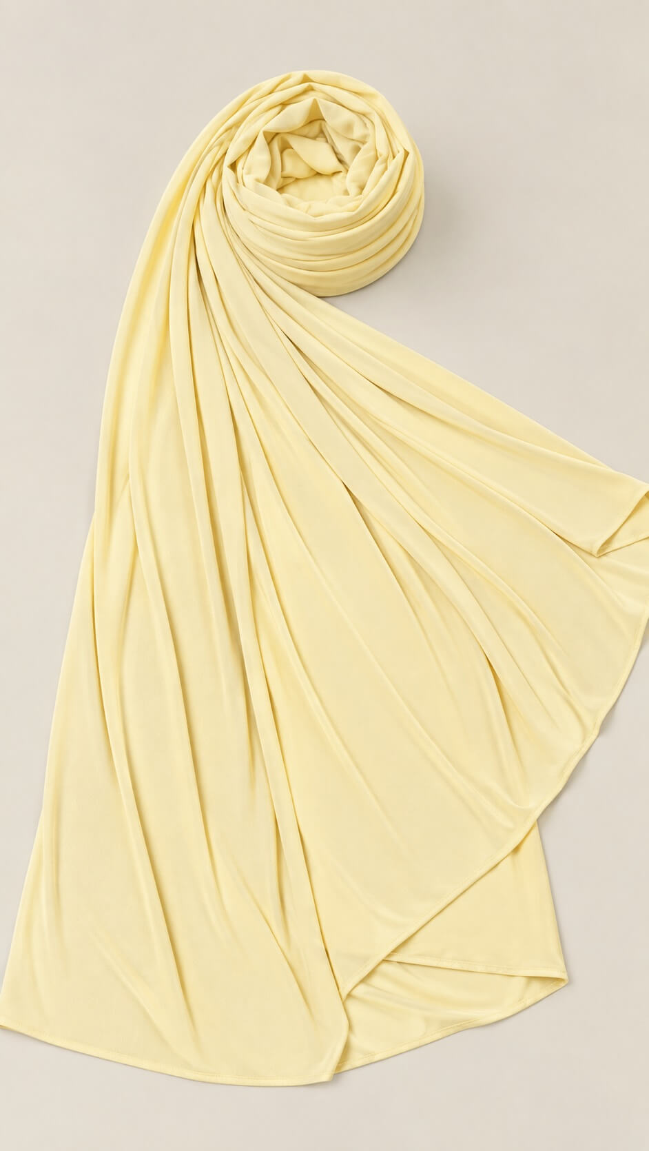 Liquid Jersey Hijab Buttergelb Nahaufnahme